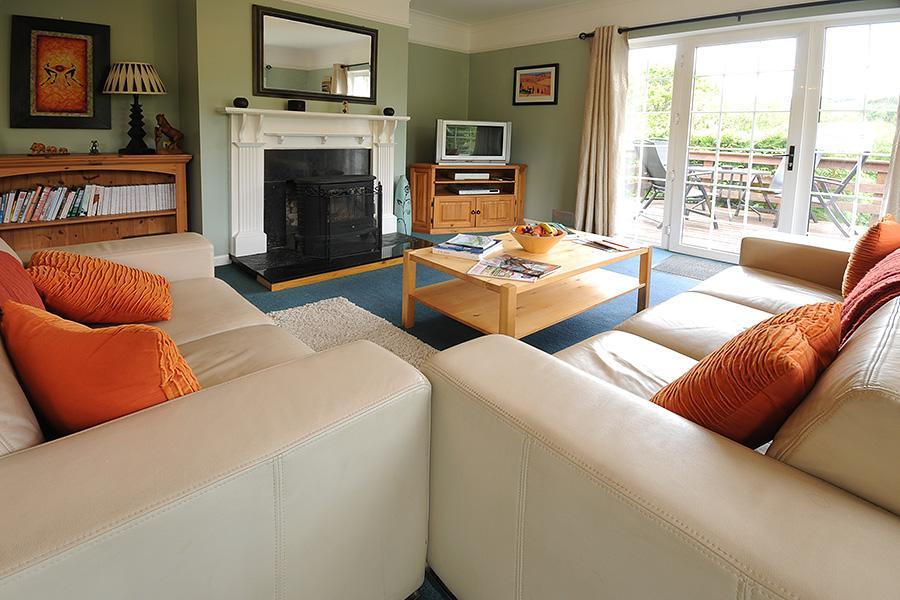 Laragh Mountain View Lodge Saggart Экстерьер фото